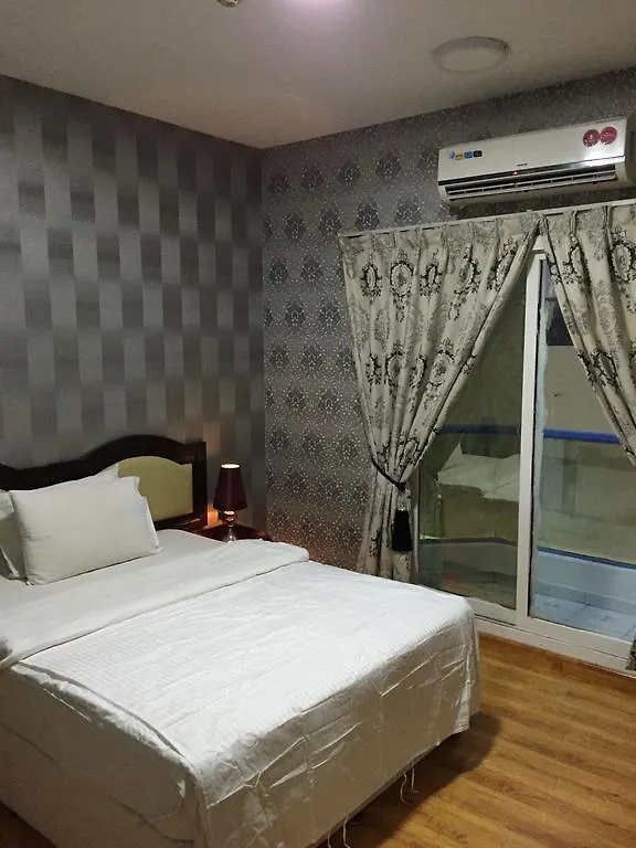 Ana Palace Dubai 0*,